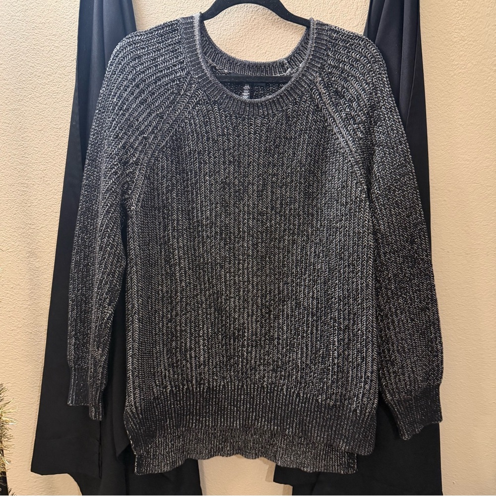 Ellen Tracy Charcoal Knit Sweater